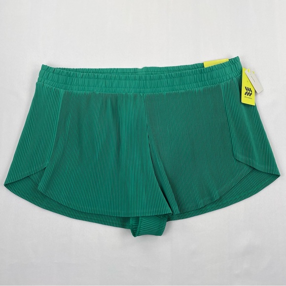 all in motion Pants - All In Motion Pleated Athletic Shorts Women’s XXL Green Ruffled Light 2.5” NWT